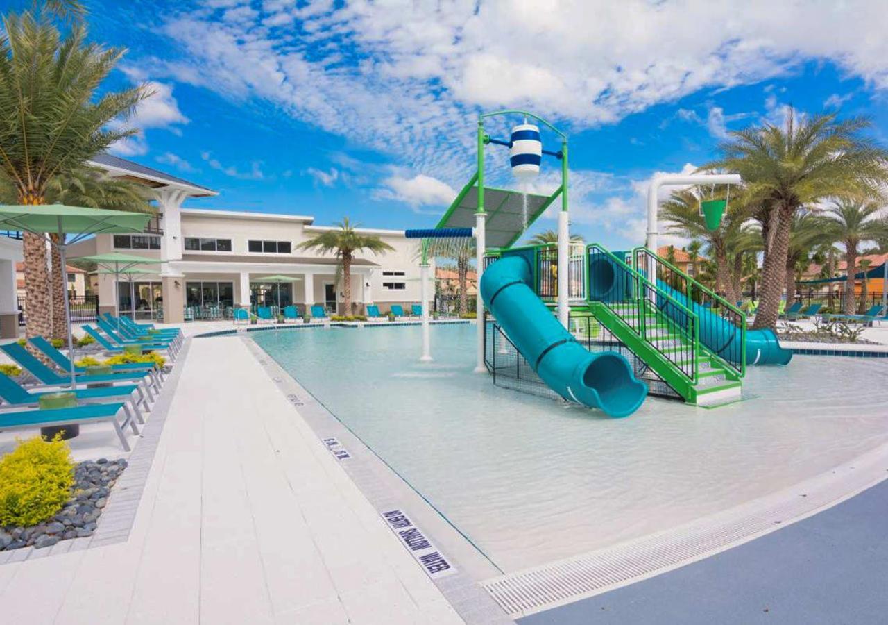Stunning 9Br Home - Family Resort With Private Pool, Hot Tub, Games Room And Bbq! Kissimmee Eksteriør bilde